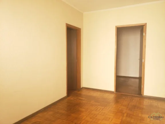 Imagem Casa com 4 quartos sendo 1 suíte e 4 vagas no Jardim Eulina em Campinas - SP