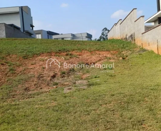Imagem Terreno à venda no Condomínio Reserva do Itamaracá em Valinhos, com 420 m², em uma topografia em...