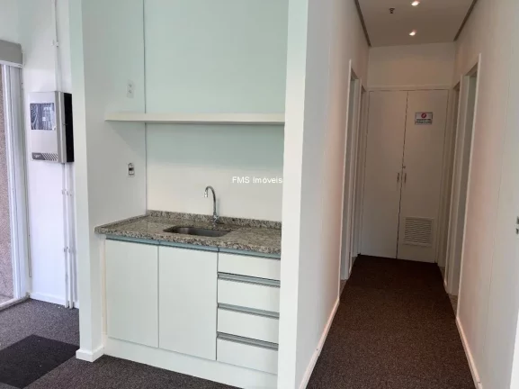 Imagem Conjunto comercial com 246m² na Faria Lima.
