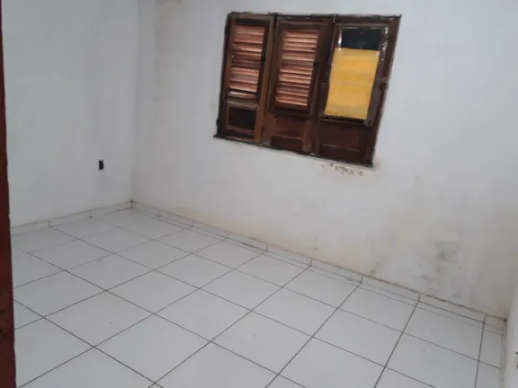 Imagem Casa com 3 Quartos à Venda, 390 m² em Turu - São Luís