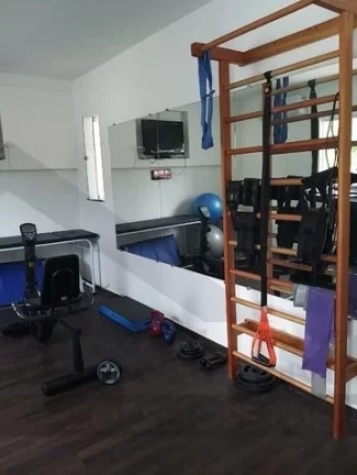 Imagem CASAL IMÓVEIS VENDE CASA PORTEIRA FECHADA MORADE VERDE 5 SUÍTES + ENERGIA SOLAR