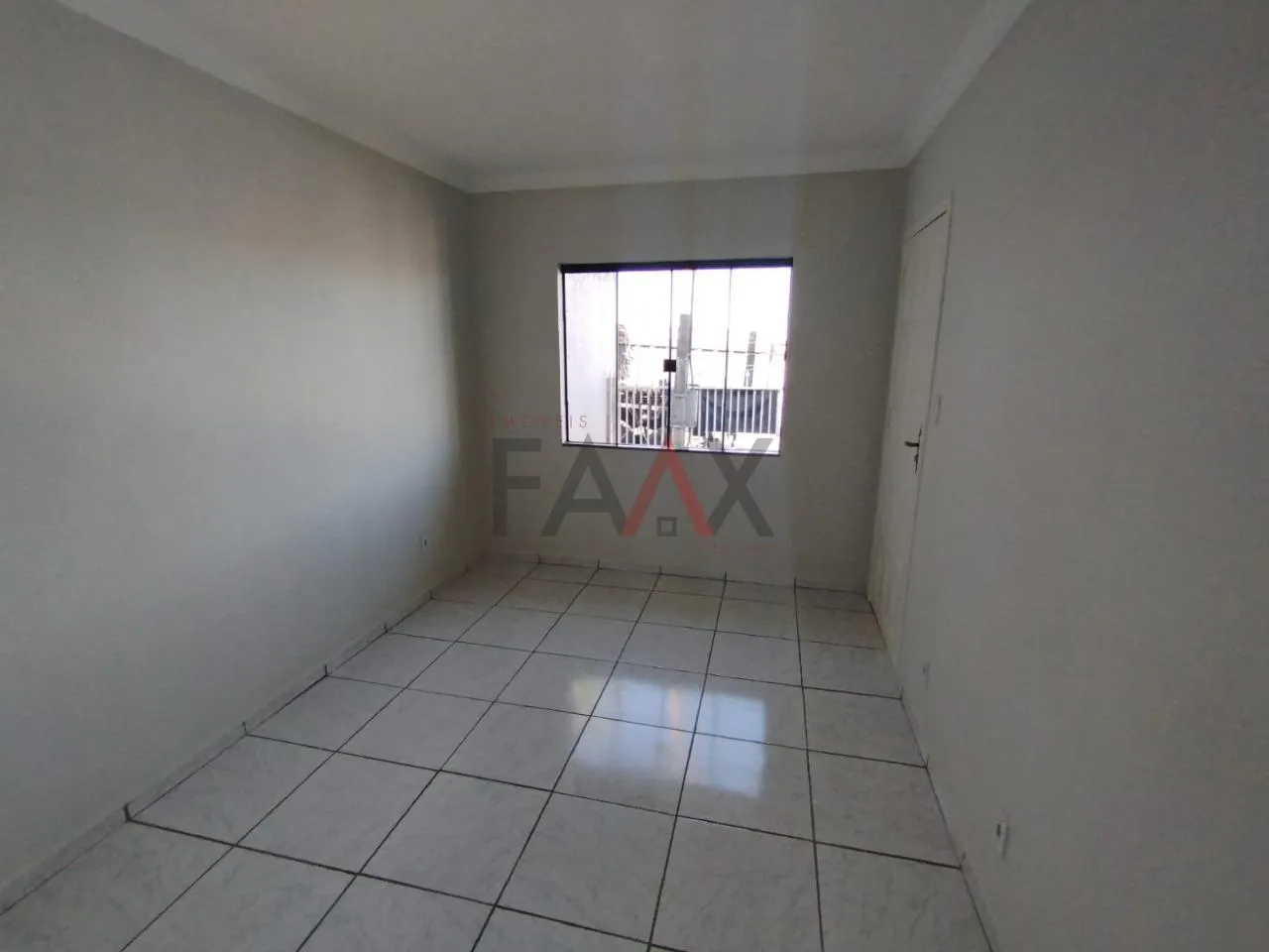 Imagem Casa à venda próximo ao Parteka Pague menos Morro Alto em Guarapuava-Pr