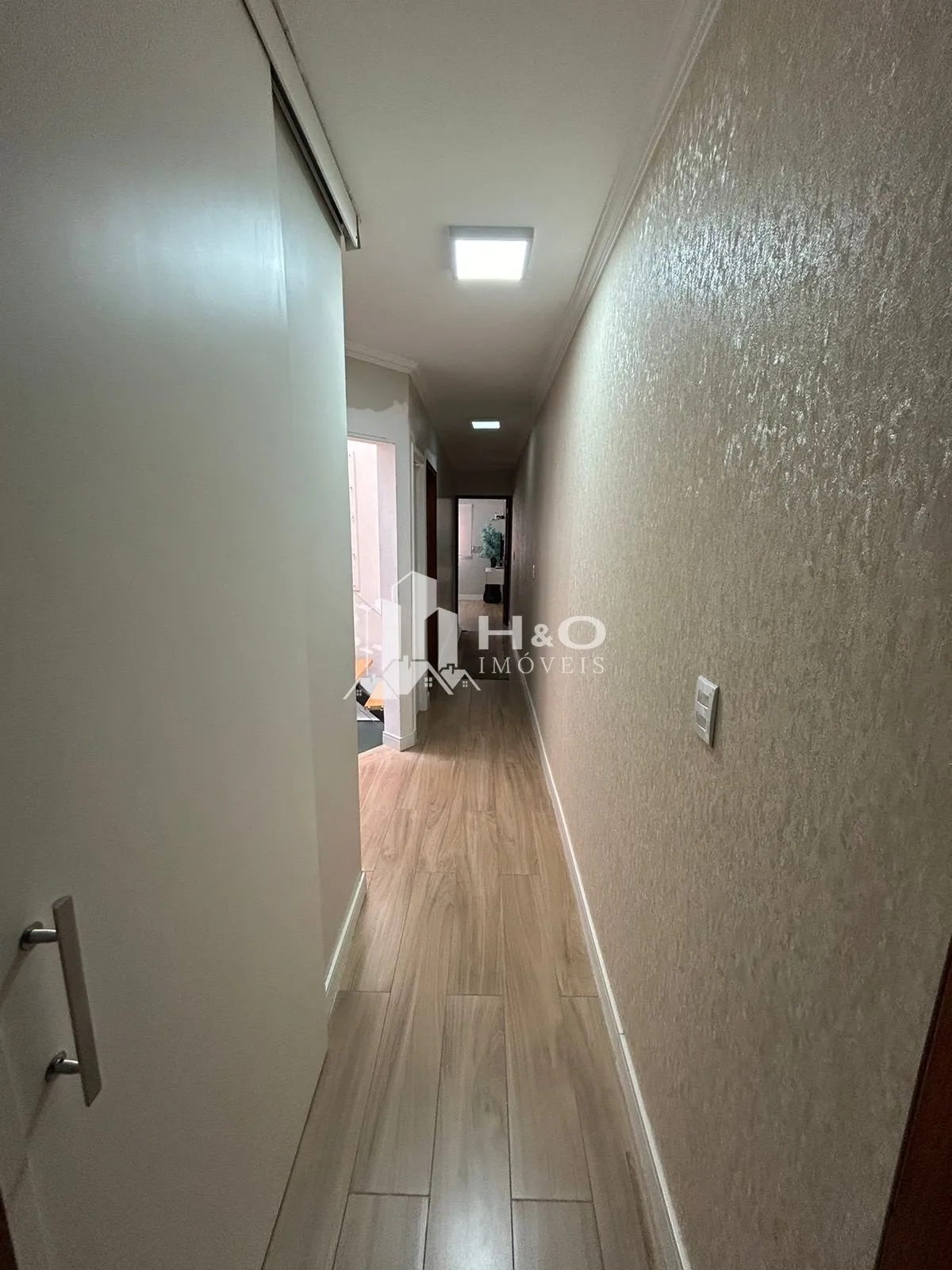 Imagem Oportunidade, Excelente sobrado à venda de Porteira Fechada no bairro Jardim Brasília, ARICANDUVA.