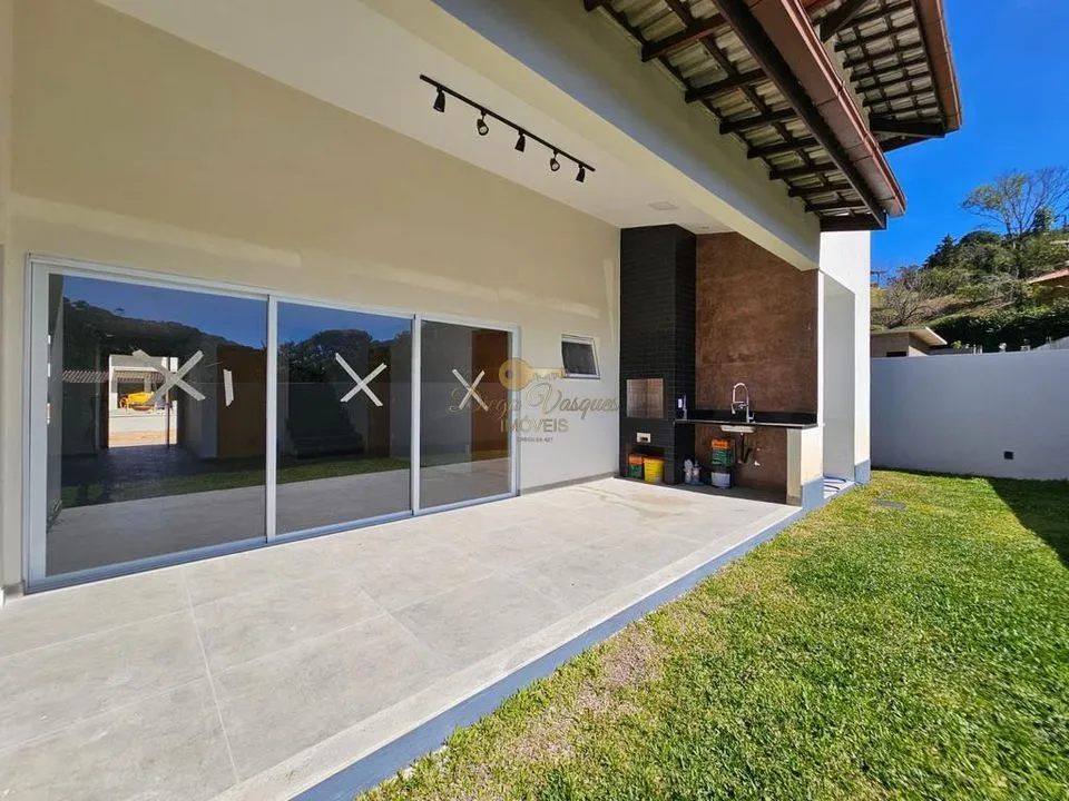 Imagem Casa em Condomínio para Venda em Teresópolis / RJ no bairro Green Valley