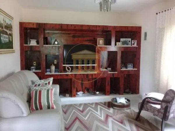 Imagem Casa à venda 2 Quartos, 1 Suite, 3 Vagas, 2000M², Água Preta, Pindamonhangaba - SP