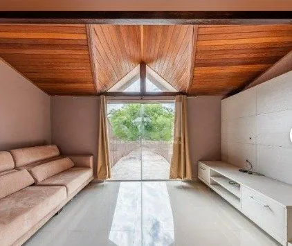 Imagem Casa para Venda - 225.43m², 3 dormitórios, sendo 1 suites, 2 vagas - Guarujá