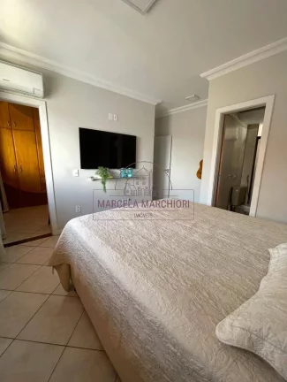 Imagem 4 quartos, suíte, 3 banheiros, 2 vagas, 1 quarto foi transformado em closet