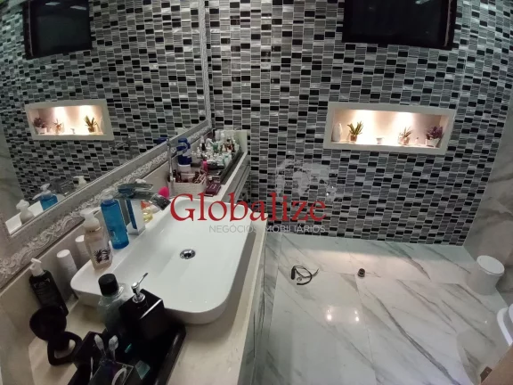 Imagem Apartamento a venda com 190m², 4 quartos, 3 suítes, dependência completa e 3 vagas na Vila Rica por R$1.900.000,00