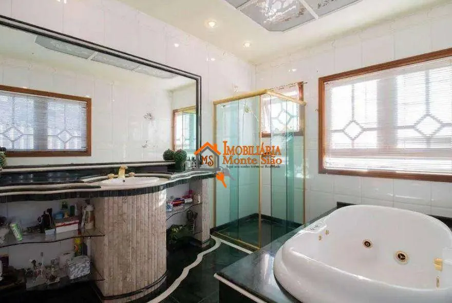 Imagem Sobrado com 3 dormitórios, 425 m² - venda por R$ 2.000.000,00 ou aluguel por R$ 11.500,00/mês - Jardim Maia - Guarulhos/SP