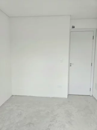 Imagem Sobrado Triplex a venda com 3 quartos no Abranches