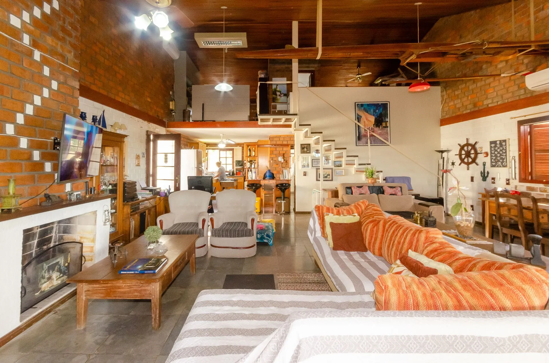 Imagem Casa Exclusiva na Zona Sul com Vista Panorâmica, Piscina e Poço Artesiano!