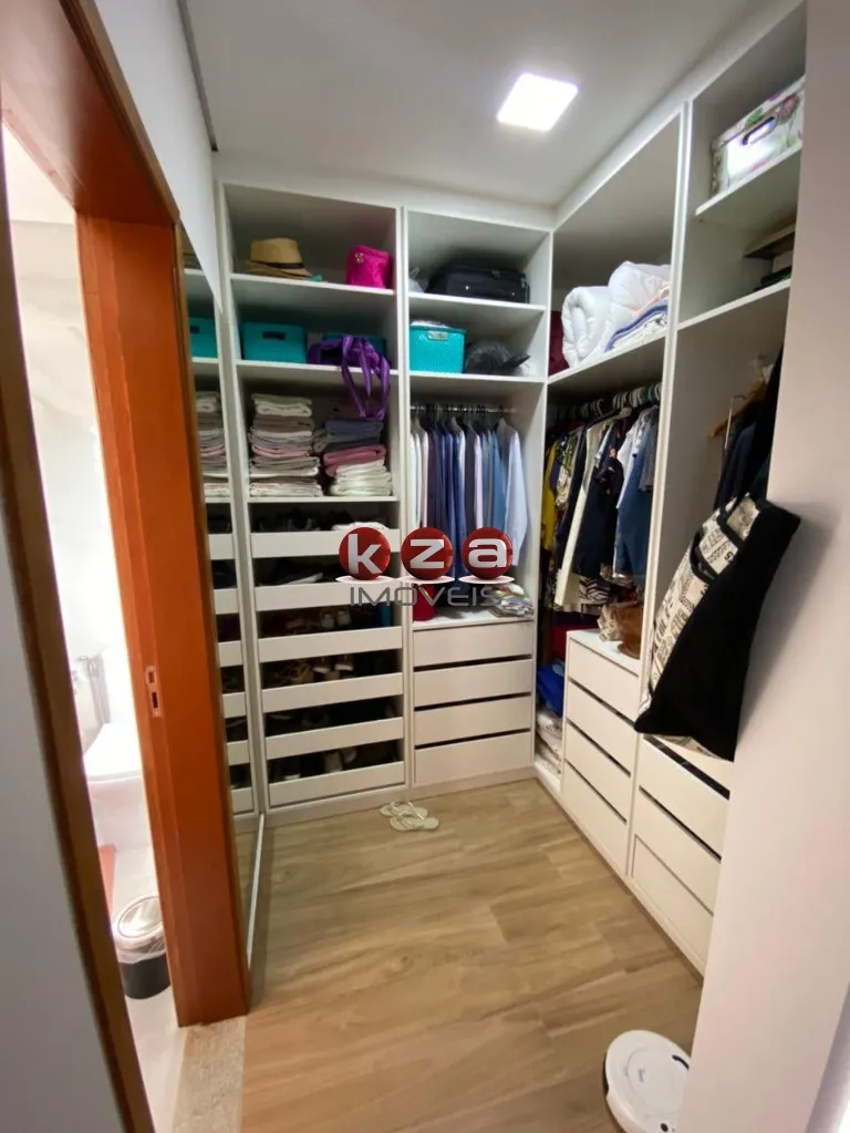 Imagem Casa em Condomínio de Luxo em Valinhos-SP - 3 Quartos, 1 Suíte, 3 Salas, 3 Banheiros, 4 Vagas - Jardim São Marcos - 268m².