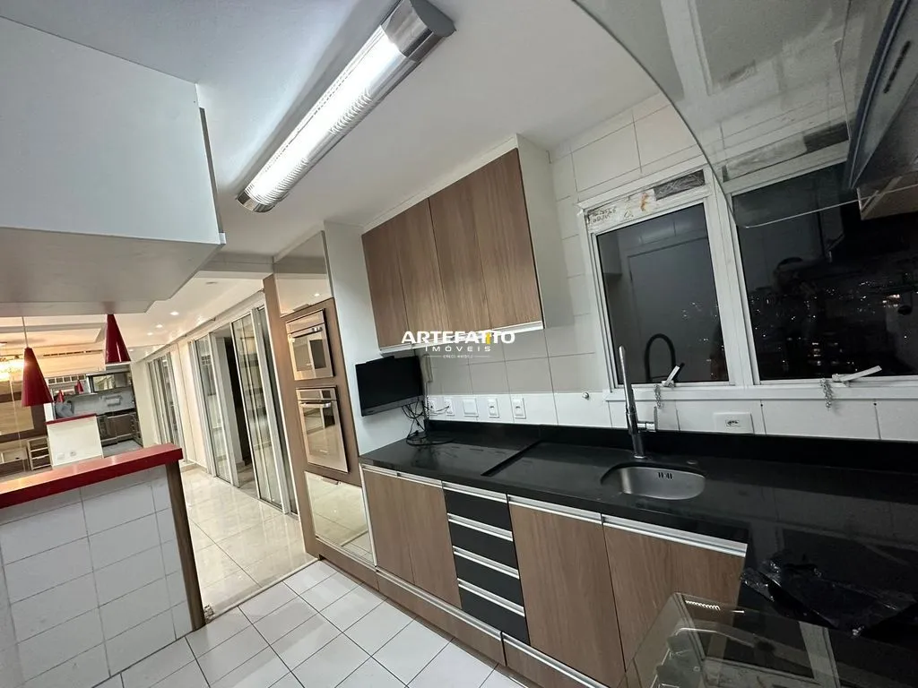 Imagem Lindo Apartamento Reformado110m2 com 3 suites e 2 vagas
