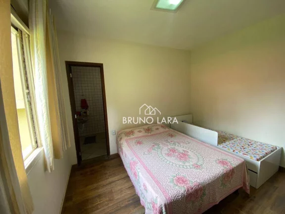 Imagem Casa com 3 dormitórios à venda, 250 m² por R$ 800.000,00 - Condomínio Fazenda Solar - Igarapé/MG