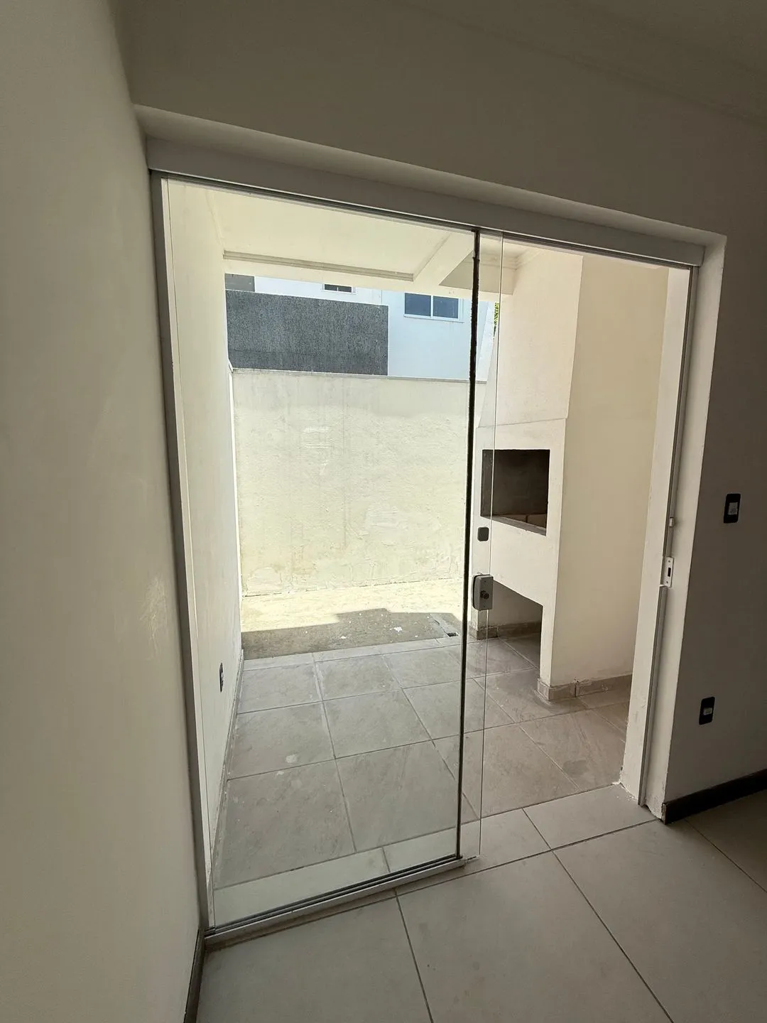 Imagem Casa à venda em Porto Alegre, Camaquã, com 3 quartos, 230m2