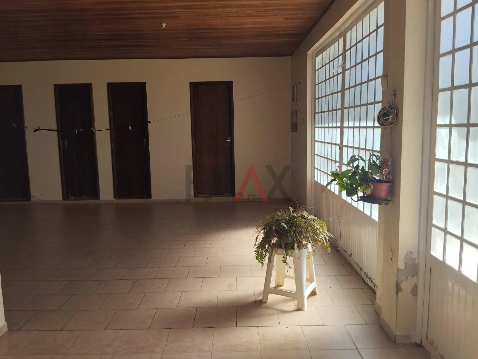 Imagem Sobrado à venda com 4 quartos e piscina aquecida, Bairro Santana