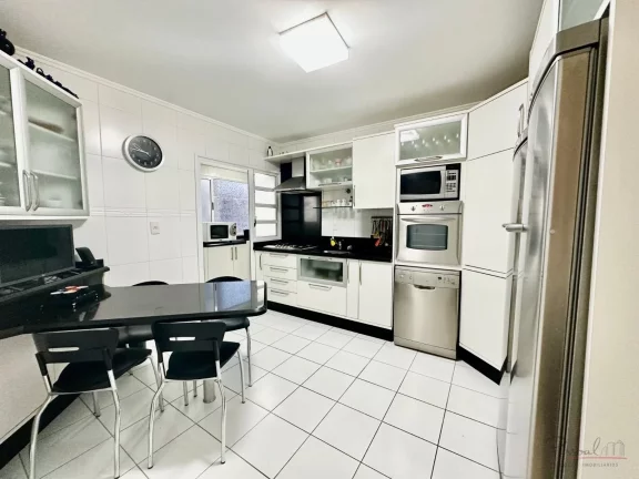 Imagem Excelente apartamento à venda na Beira-Mar Norte - Florianópolis Se você busca conforto, exclusiv...