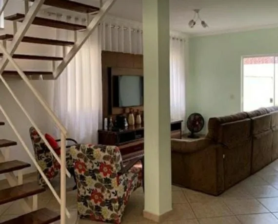 Imagem Casa à venda 4 Quartos, 1 Suite, 4 Vagas, 330M², Parque São Luís, Taubaté - SP | Residencial Jatobá