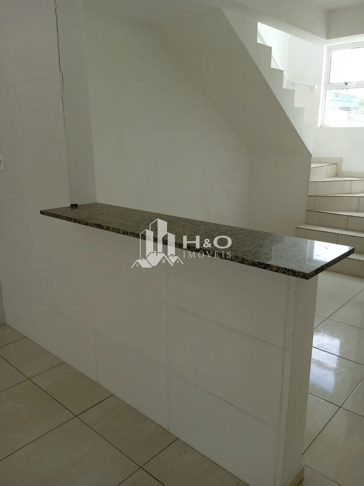 Imagem EXCELENTE OPORTUNIDADE - SOBRADO FRONTAL À VENDA - VILA NANCY/GUAIANAZES