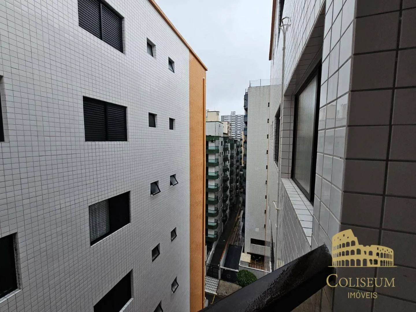 Imagem Apartamento com 2 dormitórios, 80 m² - venda por R$ 425.000,00 ou aluguel por R$ 428.350,00/mês - Vila Assunção - Praia Grande/SP