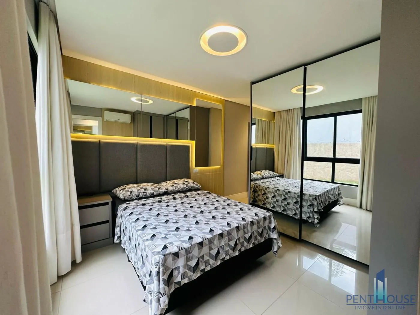 Imagem Apartamento com Terraço para Venda em Balneário Camboriú, Praia dos Amores, 2 dormitórios, 2 suítes, 3 banheiros, 2 vagas