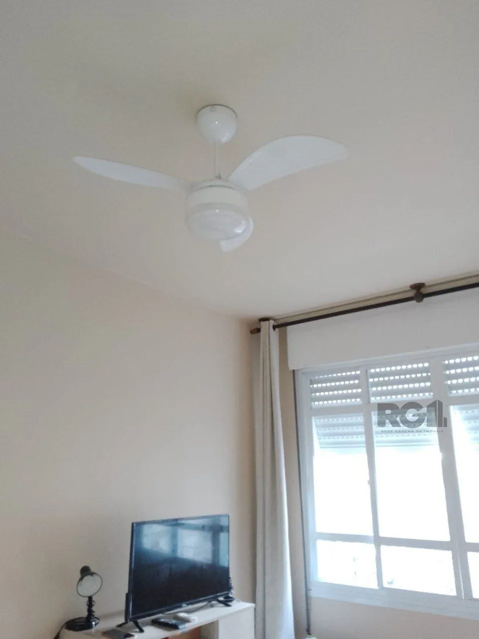 Imagem Apartamento 2 Dormitórios,frente,Bairro Cidade Baixa