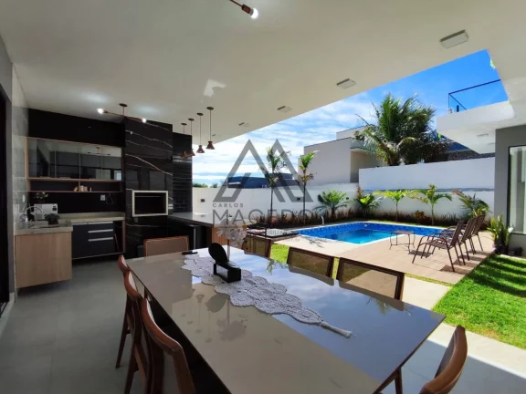 Imagem Magnífica casa com 3 suítes + escritório - Mobiliada