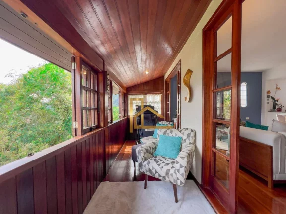 Imagem Casa com 3 quartos e lazer privativo perto do centro de Teresópolis