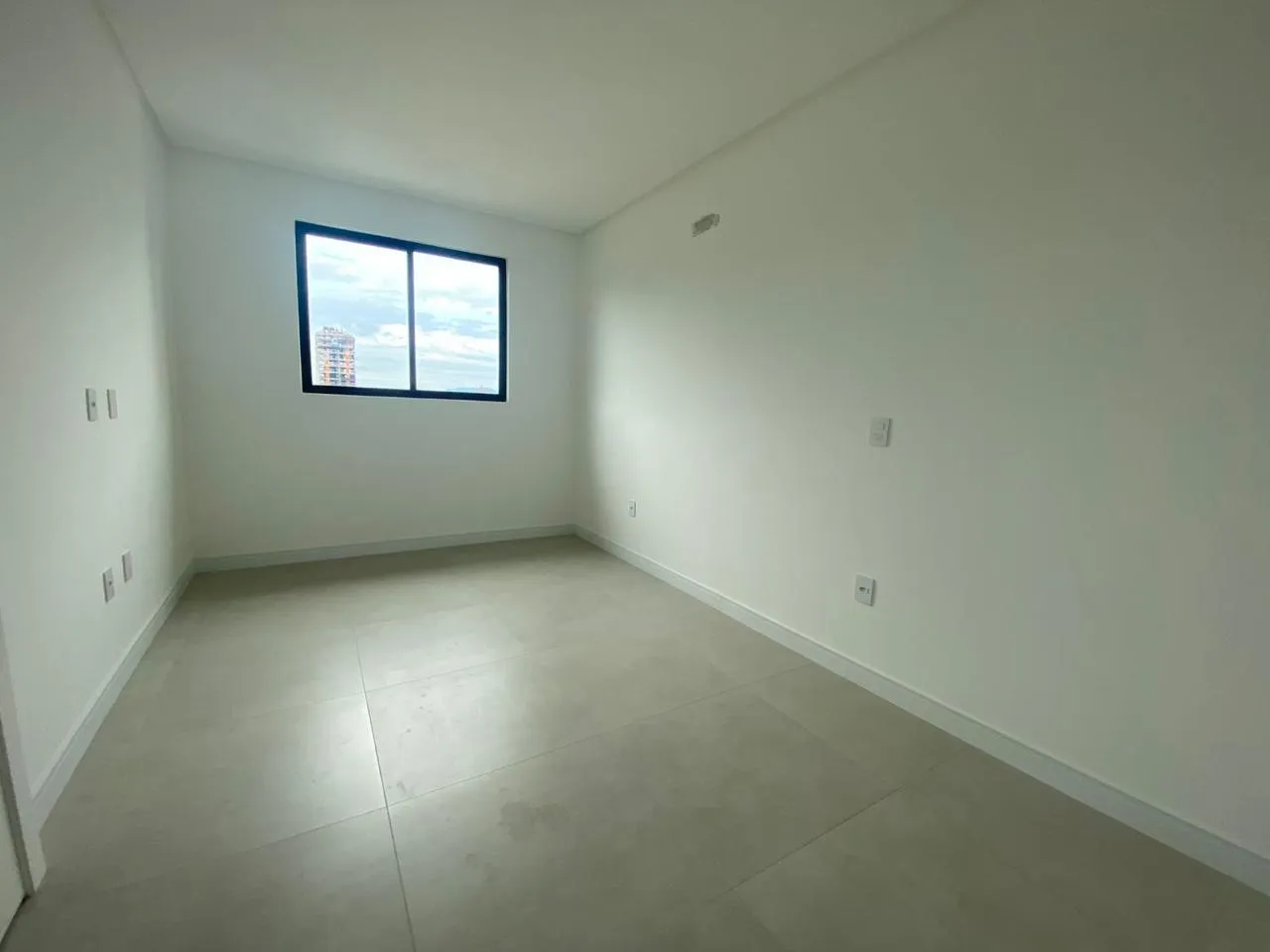 Imagem Apartamento com vista para o mar à venda com 130m2 por R$ 2.300.000,00