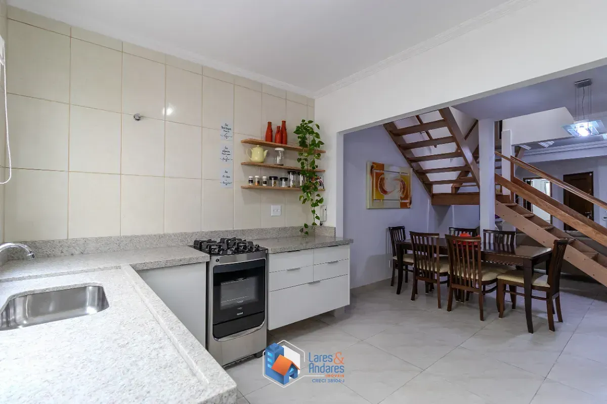 Imagem Casa para venda em Vila Marari com 3 quartos, sendo 2 suítes, 93m²