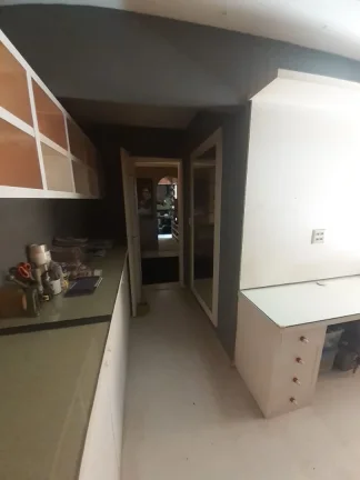 Imagem Apartamento à venda em São Paulo - Vila Andrade: 3 quartos, 1 banheiro, 2 vagas de garagem, 72m² de área.