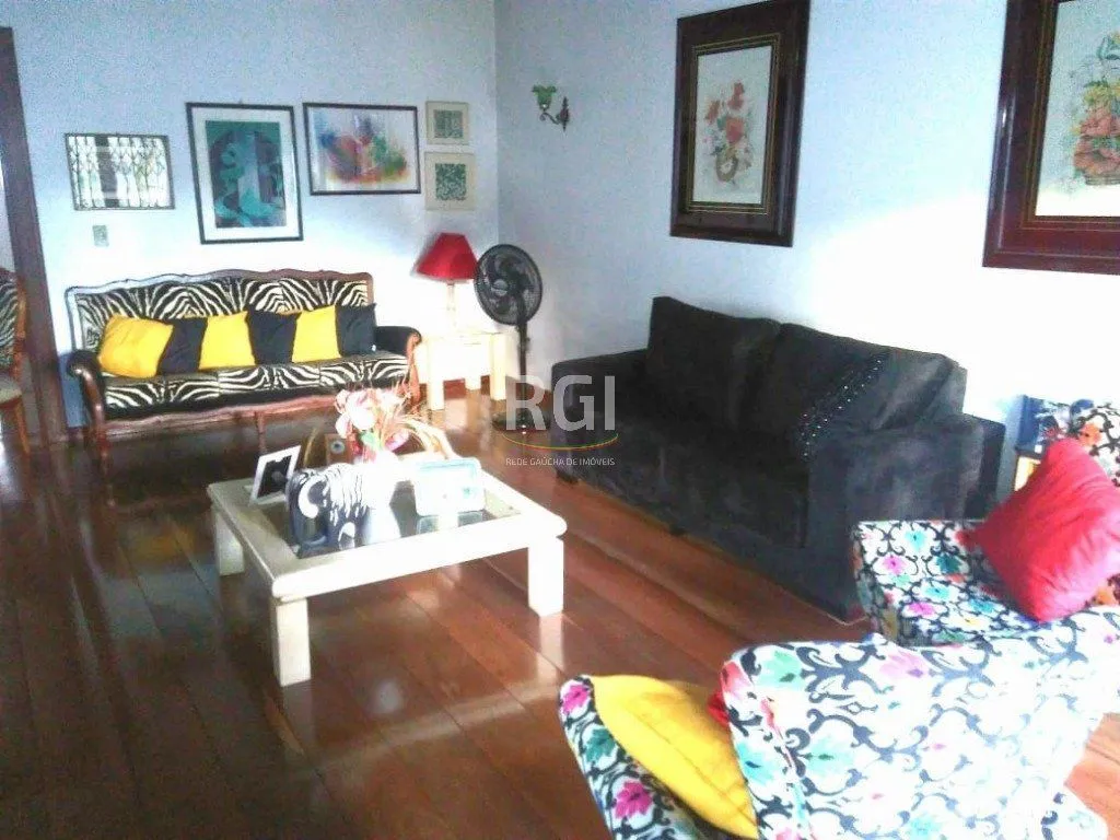 Imagem Casa para Venda - 324.6m², 3 dormitórios, sendo 1 suites, 3 vagas - Vila Conceição