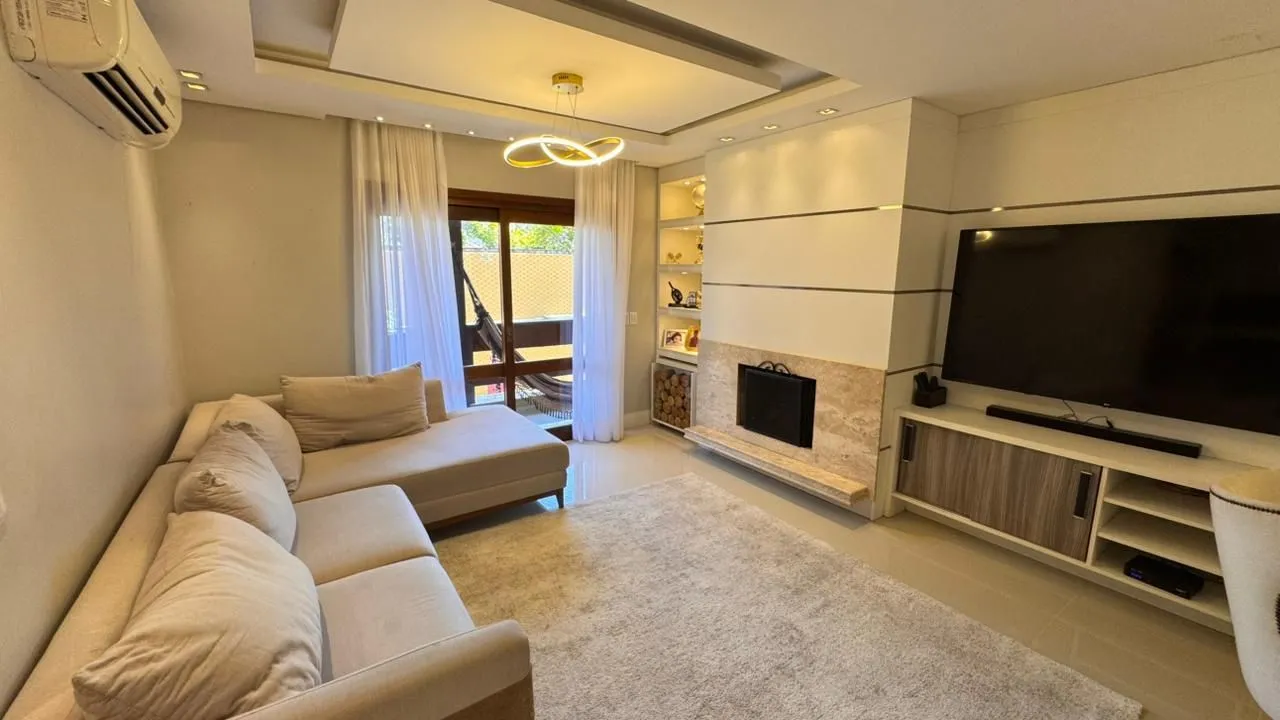 Imagem Casa Semimobiliada 3 dorm em Condomínio Fechado no Jardim Planalto