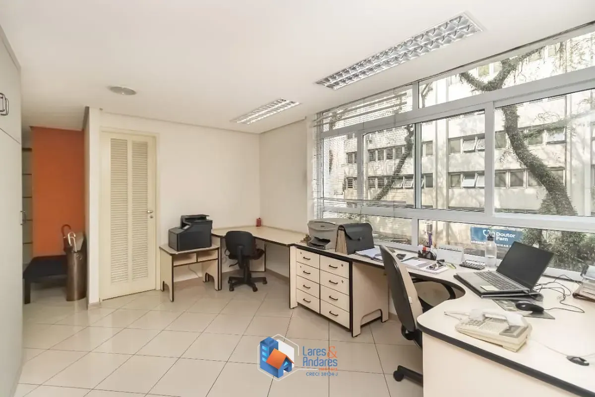 Imagem Conjunto comercial para venda em Consolação, 202m²