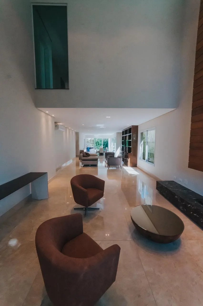 Imagem Casa em condomínio à venda no Alphaville 11 com 4 suítes.