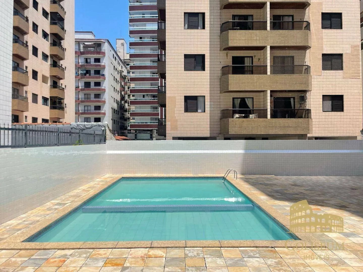 Imagem Apartamento com 2 dormitórios à venda, 87 m² por R$ 395.000,00 - Vila Assunção - Praia Grande/SP