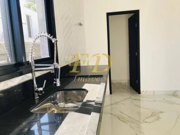 Imagem Casa Térrea de Alto Padrão em Condomínio Fechado Atibaia