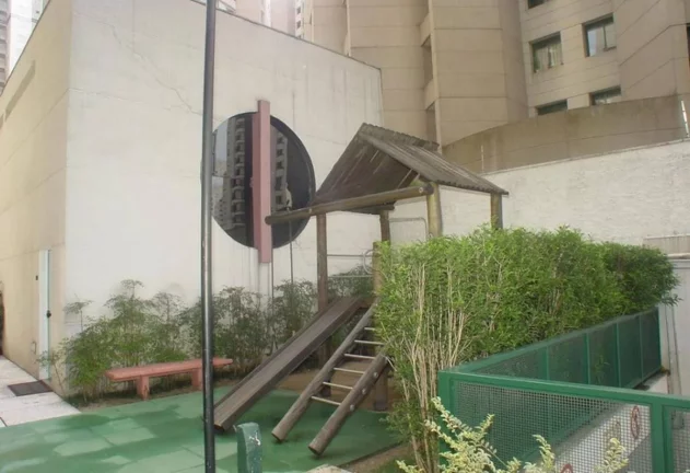 Imagem Flat disponível para venda no Condomínio Twin Towers Ibirapuera em Moema, com 74m², 2 dormitórios e 1 vaga
