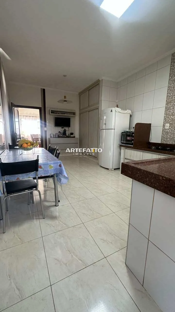Imagem Casa à venda em Franca, São José, com 3 quartos, 210m2