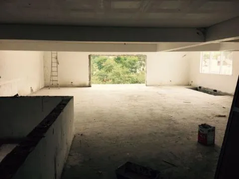 Imagem VENDA DE SOBRADO EM CONSTRUÇÃO NO CONDOMÍNIO JARIDM IMPERIAL HILLS III, EM ARUJÁ/SP, 500m² com 4 suítes, piscina, churrasqueira e 6 vagas CONSULTE-NOS
