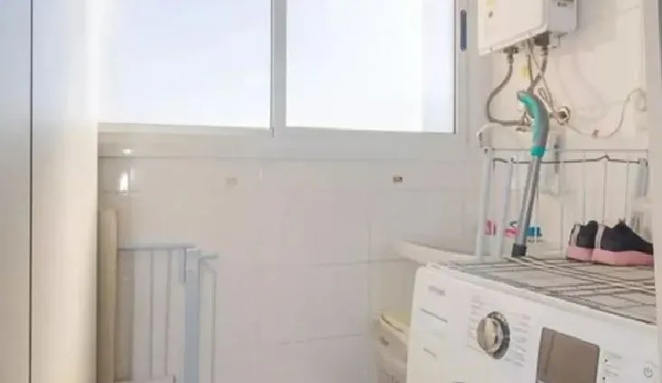 Imagem 2 Dorm c/ Suíte, elevador e 2 Vagas Lado a Lado - 75m2 no Jardim Botânico