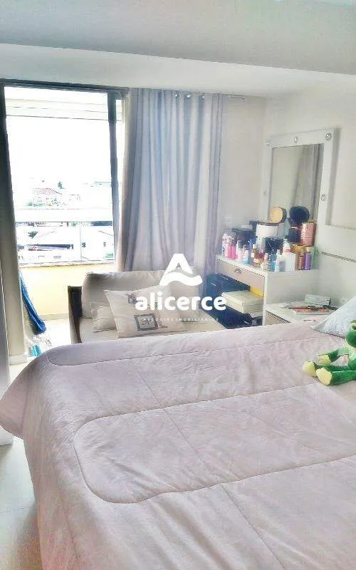 Imagem Apartamento à venda com 3 quartos 1 suíte, 92m² em Barreiros São José