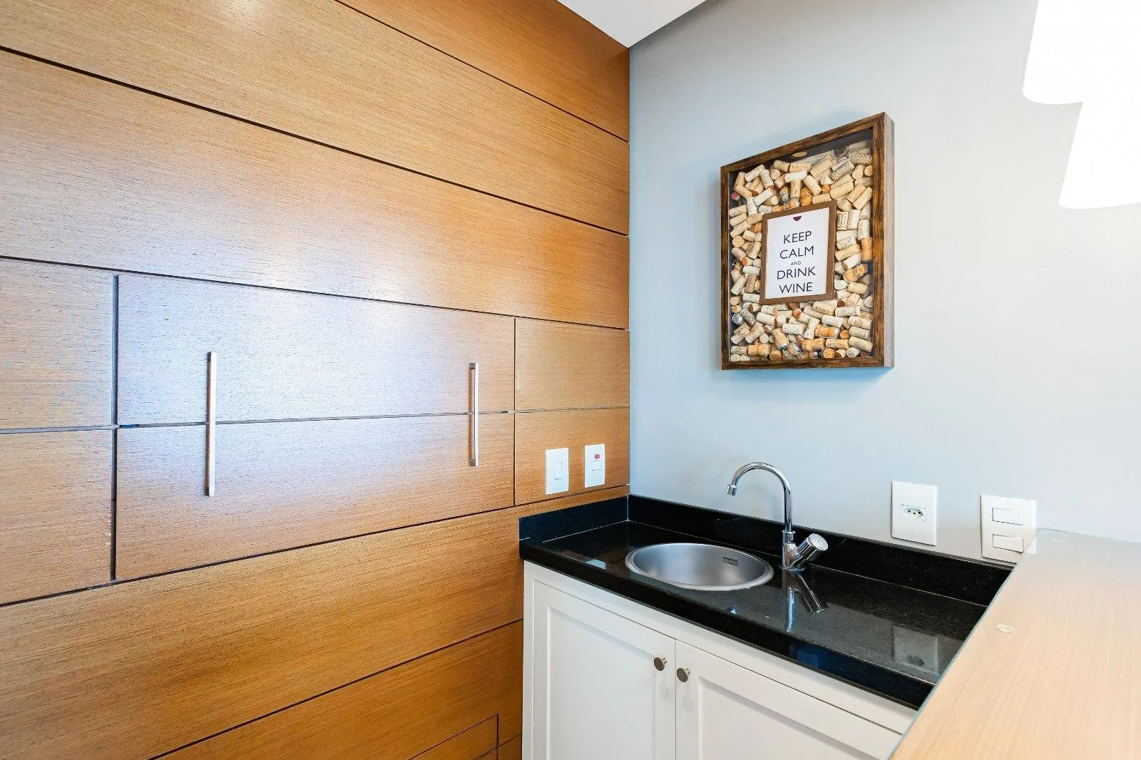 Imagem Apartamento Espetacular com 3 Suítes e Área Social Ampla no Passo d'Areia