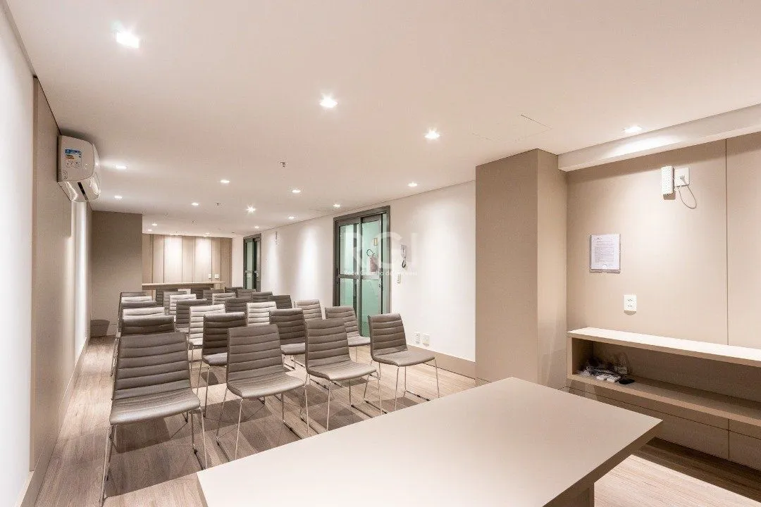 Imagem Conjunto/Sala para Venda - 70.83m², 0 dormitórios, São João