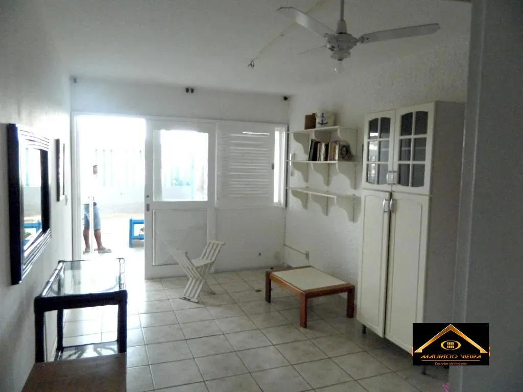 Imagem Apartamento para Venda em Cabo Frio / RJ no bairro Portinho