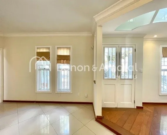 Imagem **"OÁSIS DE LUXO NO TAQUARAL: SUA NOVA CASA DE ALTO PADRÃO"**