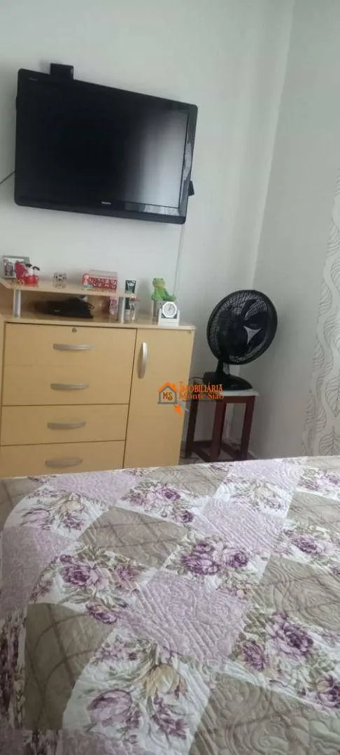 Imagem Sobrado com 4 dormitórios à venda por R$ 600.000,00 - Parque Renato Maia - Guarulhos/SP