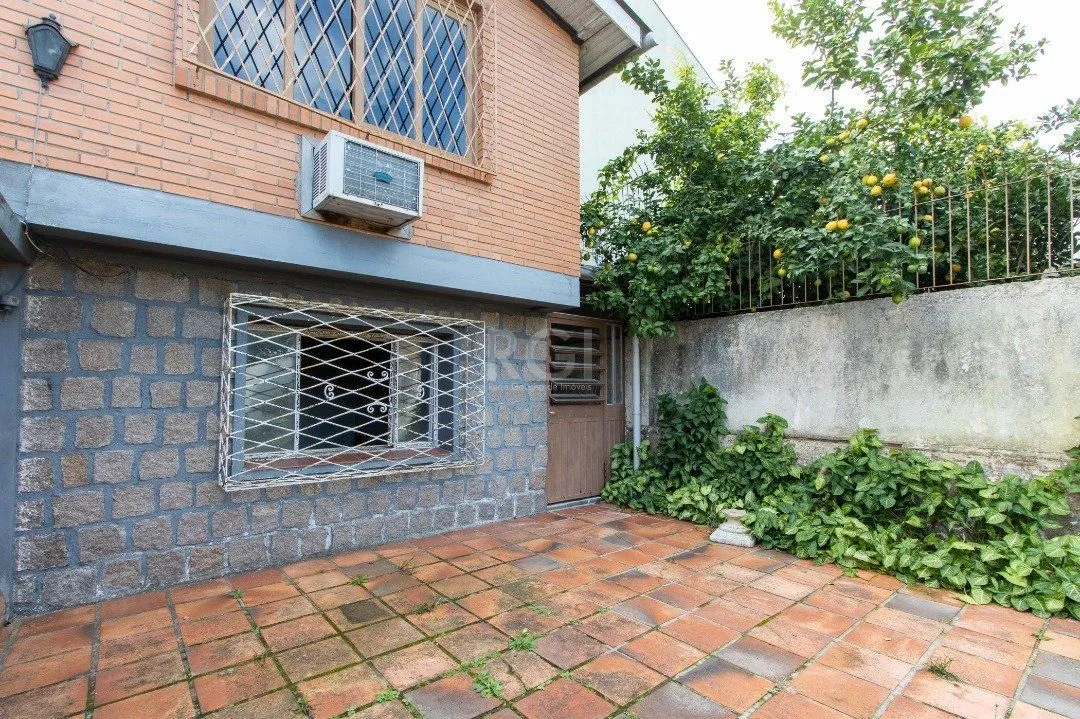 Imagem Casa para Venda - 172.54m², 2 dormitórios, sendo 1 suites, 4 vagas - Ipanema