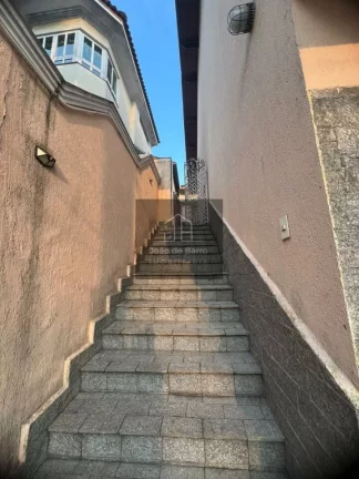 Imagem ? Seu Novo Lar em Itaquaquecetuba: Oportunidade Única em Condomínio! ?