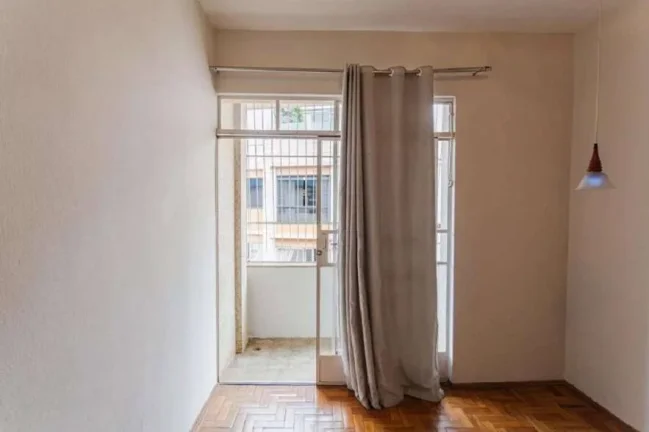 Imagem Apartamento de 2 Quartos à Venda no Bairro Serra - Localização Privilegiada